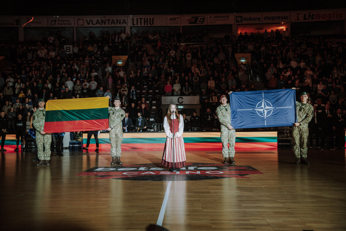 2b63faf2d4637bf9c4fd6779c094e48a