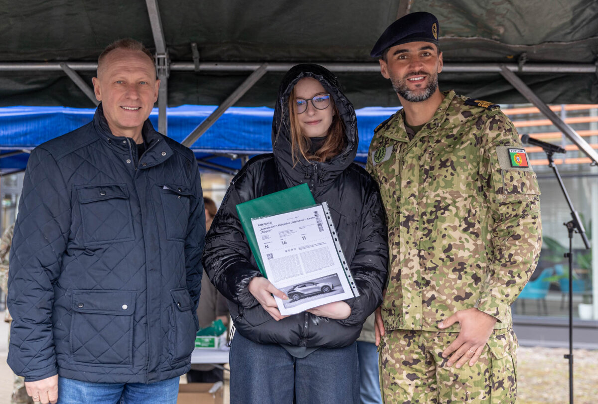 e82043d845d71942ad23a49276f14cf7