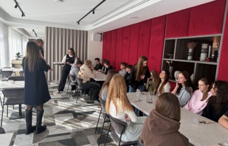 91e195f47ed3ac3a19d8b2457edf884f